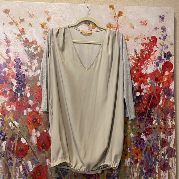 “GENDER BIAS” WOMEN’S V-NECK TUNIC ¾ SLEEVE TOP - SMALL - Picture 8 of 8